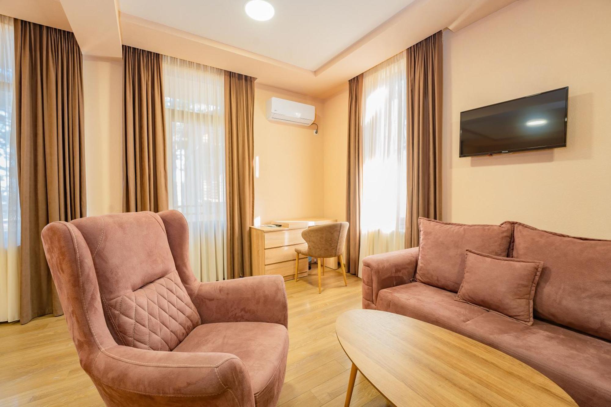 Zuzumbo Resort & Spa Telavi Exteriér fotografie